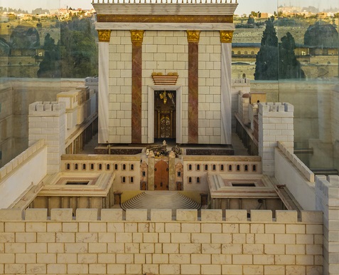 Tour a Detailed LEGO Model of the 2nd Temple in Jerusalem